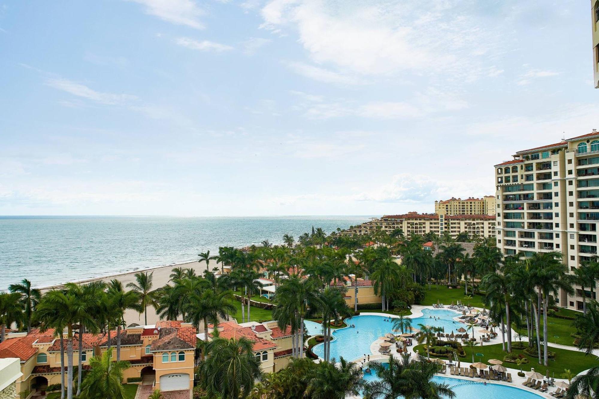 Marriott Puerto Vallarta Resort & Spa Екстериор снимка