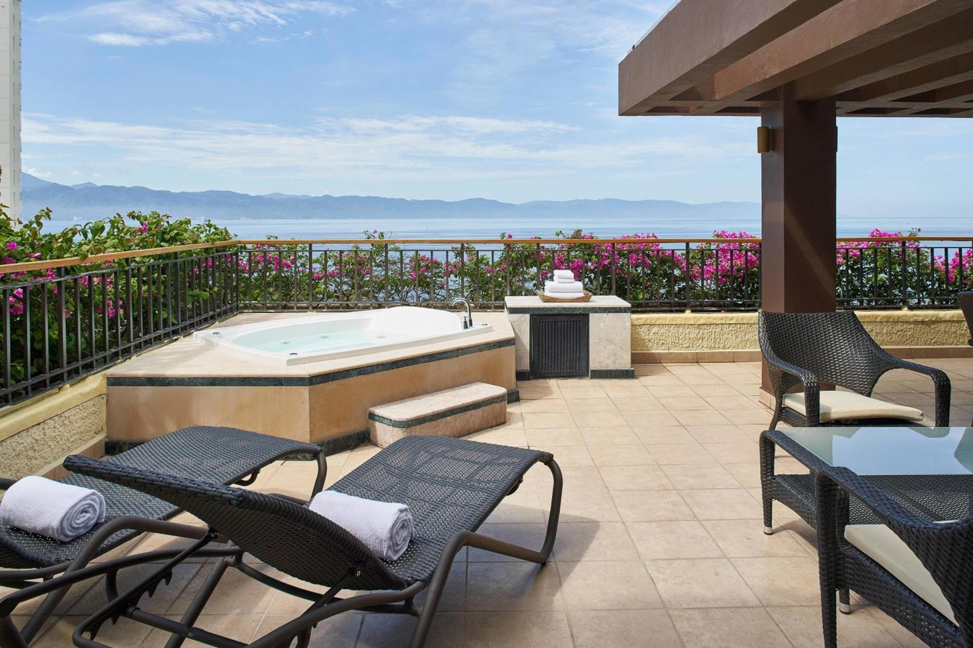 Marriott Puerto Vallarta Resort & Spa Екстериор снимка